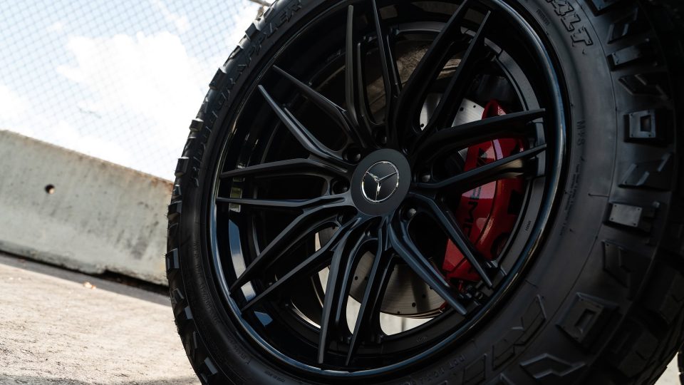 Mercedes Benz AMG G63 4×4 Squared | Polar White | on 1886 XR004 Wheels | Satin Black