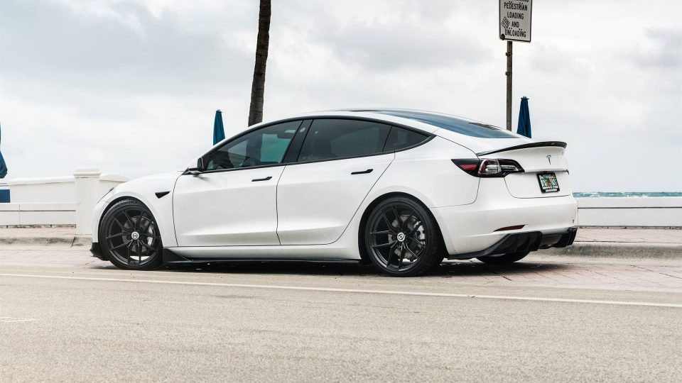 HRE FF21 | Tesla Model 3