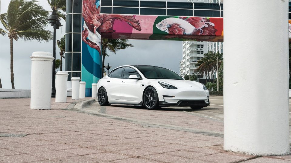 HRE FF21 | Tesla Model 3