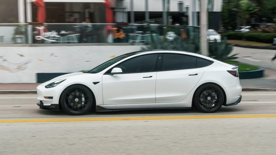 HRE FF21 | Tesla Model 3