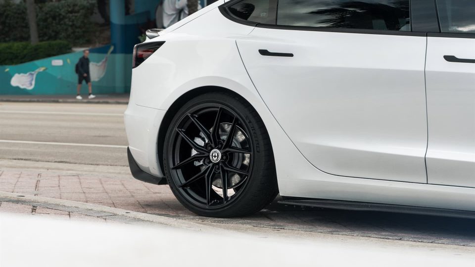 HRE FF21 | Tesla Model 3