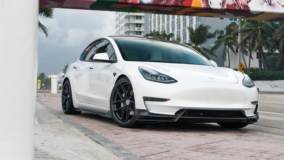 HRE FF21 | Tesla Model 3