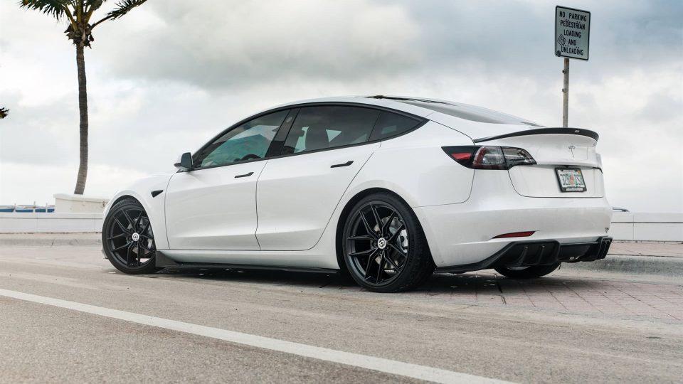 HRE FF21 | Tesla Model 3