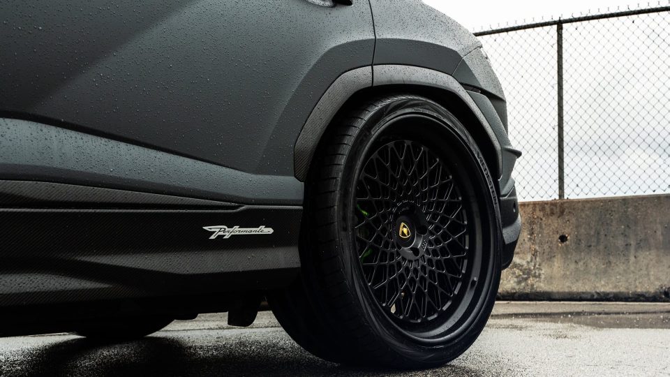 Lamborghini Urus Performante | Grigio Telesto Matt | on 1886 S009 | Satin Black