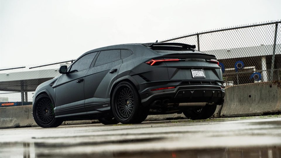 Lamborghini Urus Performante | Grigio Telesto Matt | on 1886 S009 | Satin Black