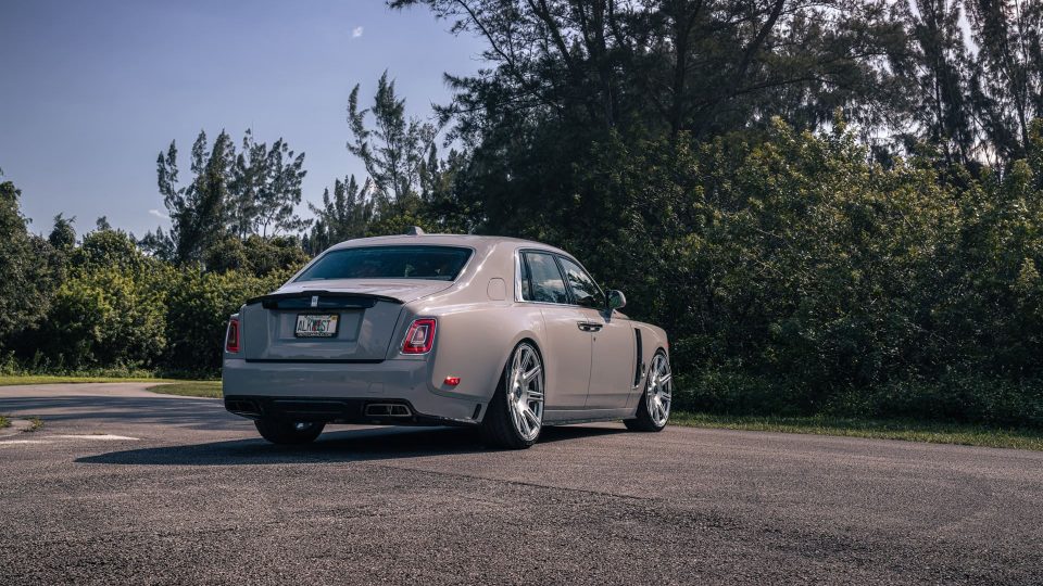 Rolls Royce Phantom on Mansory Kit