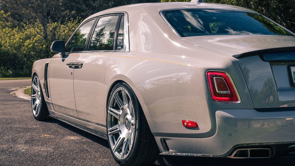 Rolls Royce Phantom on Mansory Kit