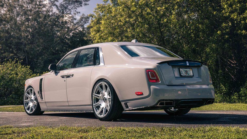 Rolls Royce Phantom on Mansory Kit