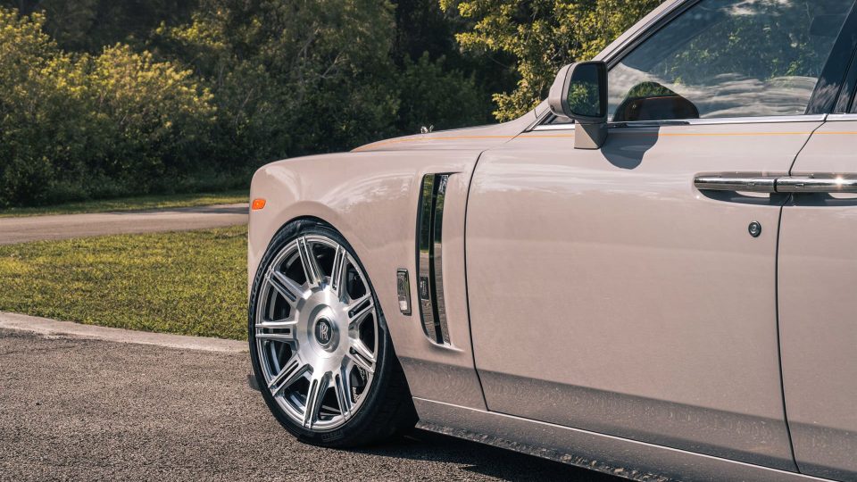 Rolls Royce Phantom on Mansory Kit