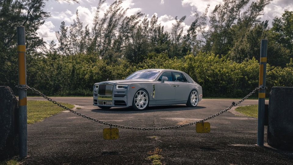 Rolls Royce Phantom on Mansory Kit