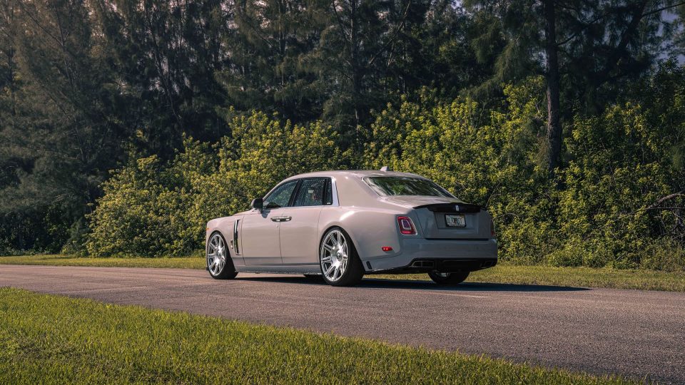 Rolls Royce Phantom on Mansory Kit