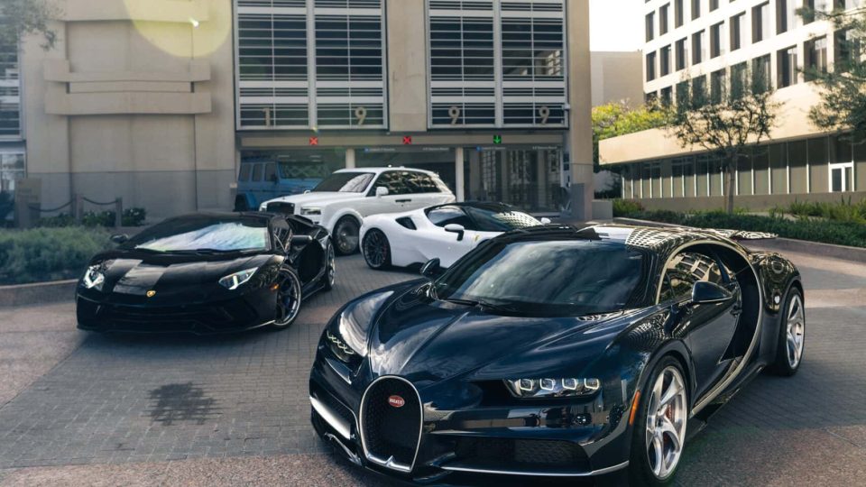 Bugatti Chiron | on HRE 522M | Brushed Clear