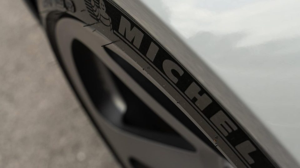 Porsche 992 Turbo S | GT Silver | on HRE 305M | Frozen Dark Polished