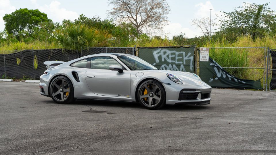 Porsche 992 Turbo S | GT Silver | on HRE 305M | Frozen Dark Polished