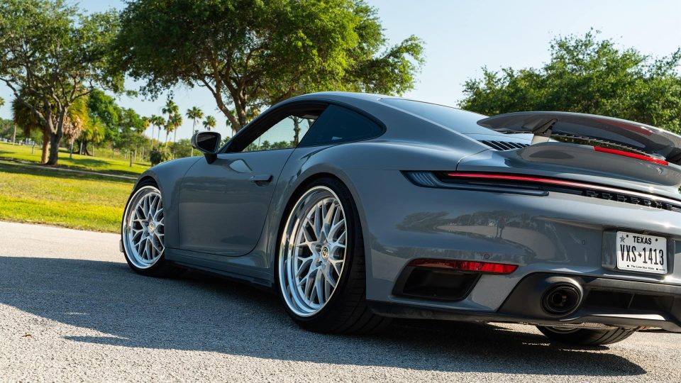 Porsche 992 Turbo S | Artic Gray | on HRE 520 FMR | Brushed Clear