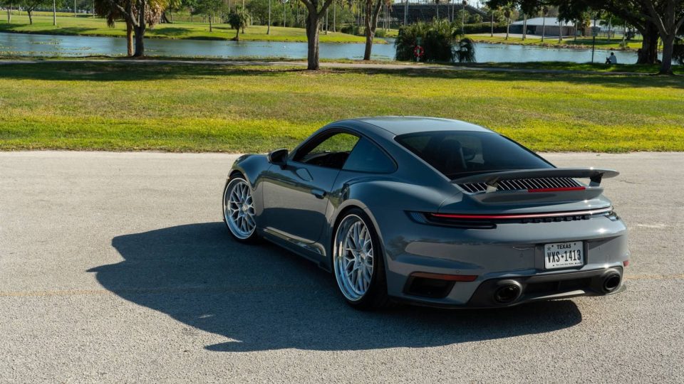 Porsche 992 Turbo S | Artic Gray | on HRE 520 FMR | Brushed Clear