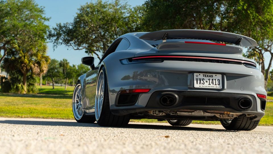 Porsche 992 Turbo S | Artic Gray | on HRE 520 FMR | Brushed Clear