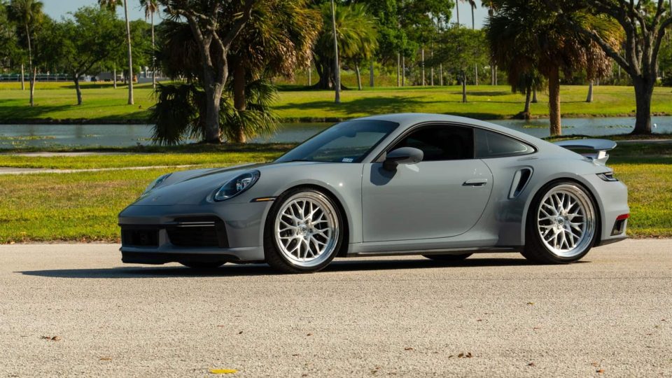 Porsche 992 Turbo S | Artic Gray | on HRE 520 FMR | Brushed Clear