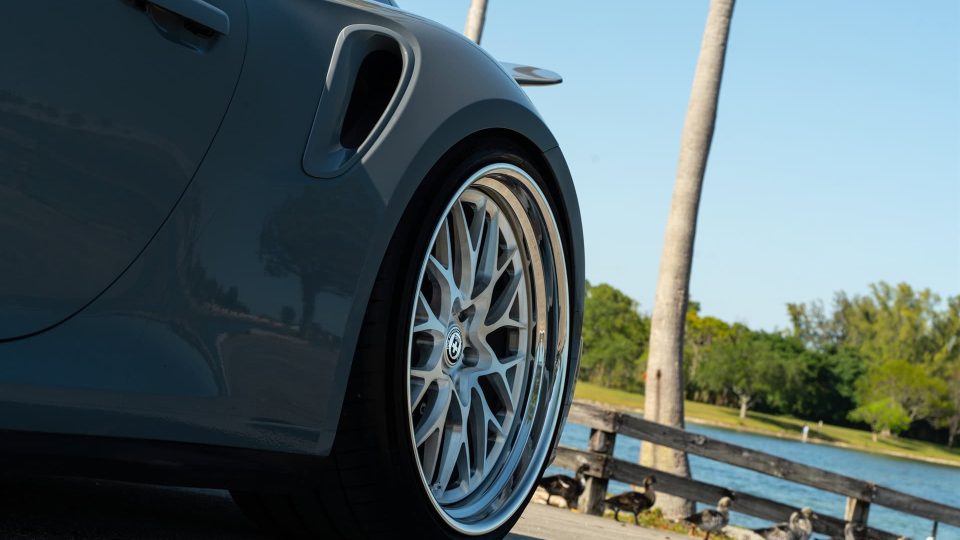 Porsche 992 Turbo S | Artic Gray | on HRE 520 FMR | Brushed Clear