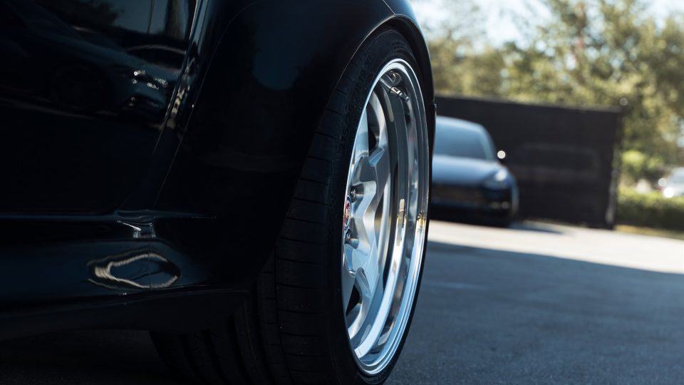 Porsche 993 Carrera on HRE