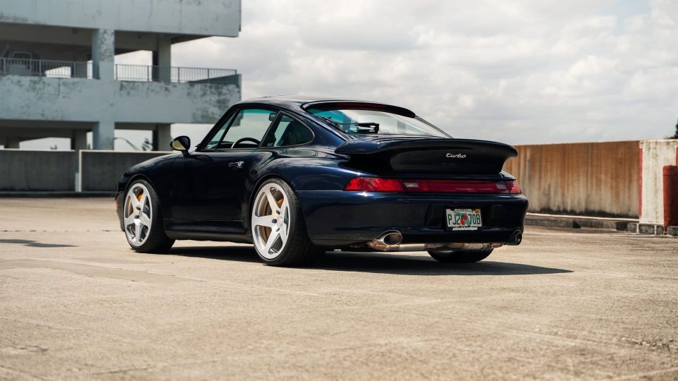 HRE 305M | Porsche 993 Turbo 1