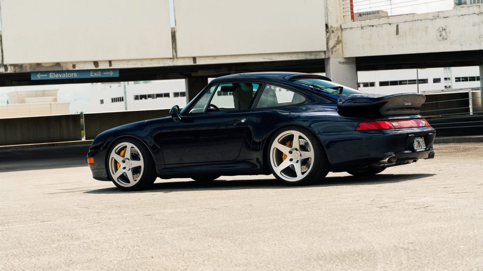 HRE 305M | Porsche 993 Turbo 1