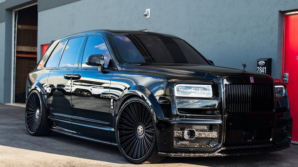 Urban Auto Kit /1886 wheels | Rolls Royce Cullinan