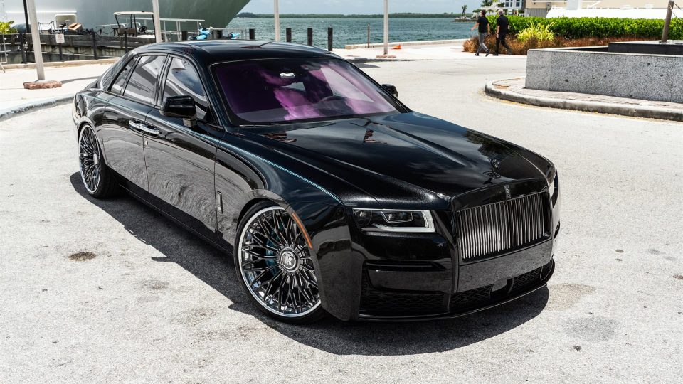 AL13 R100 | Rolls-Royce Ghost Black Badge