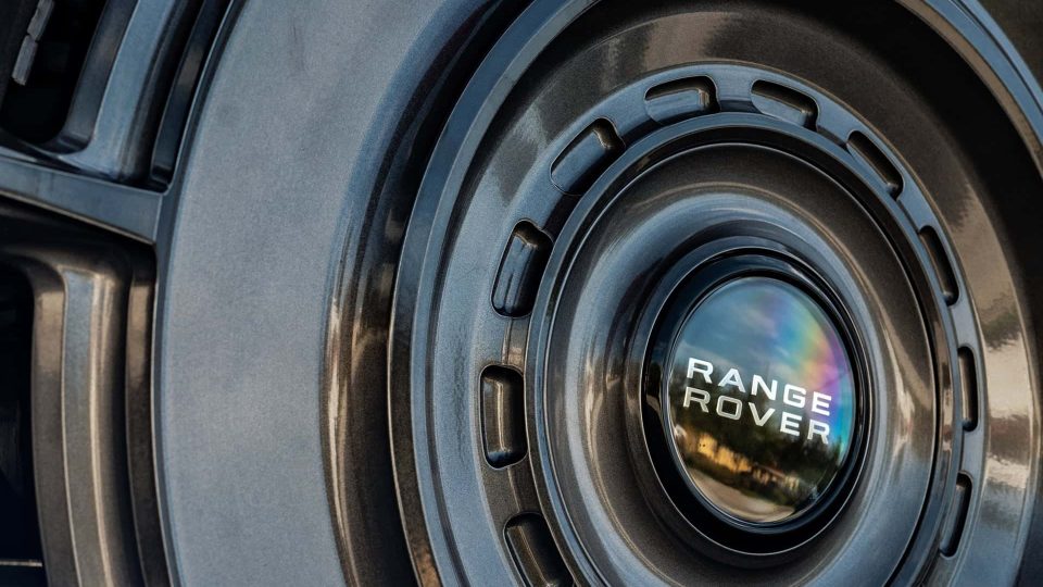 Range Rover on AG Wheels