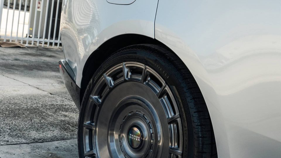 Range Rover on AG Wheels