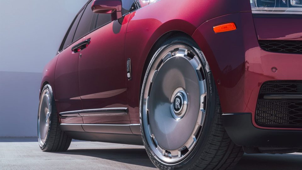 Rolls Royce Cullinan on HRE L108M