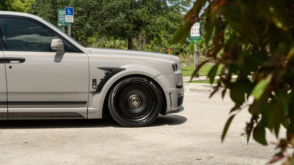 1016 Industries Cullinan Series II | Burnout Gray | on Avant Garde AGL93 | Satin Black