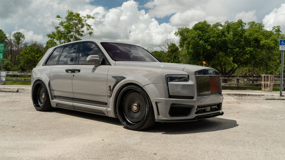 1016 Industries Cullinan Series II | Burnout Gray | on Avant Garde AGL93 | Satin Black