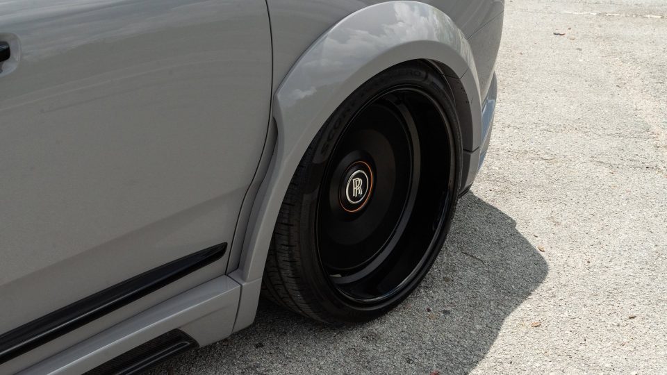 1016 Industries Cullinan Series II | Burnout Gray | on Avant Garde AGL93 | Satin Black