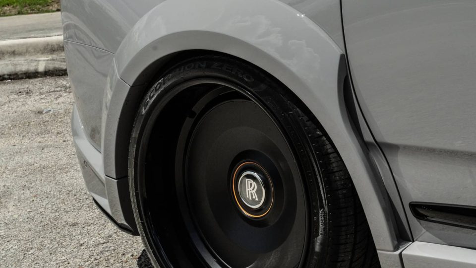 1016 Industries Cullinan Series II | Burnout Gray | on Avant Garde AGL93 | Satin Black