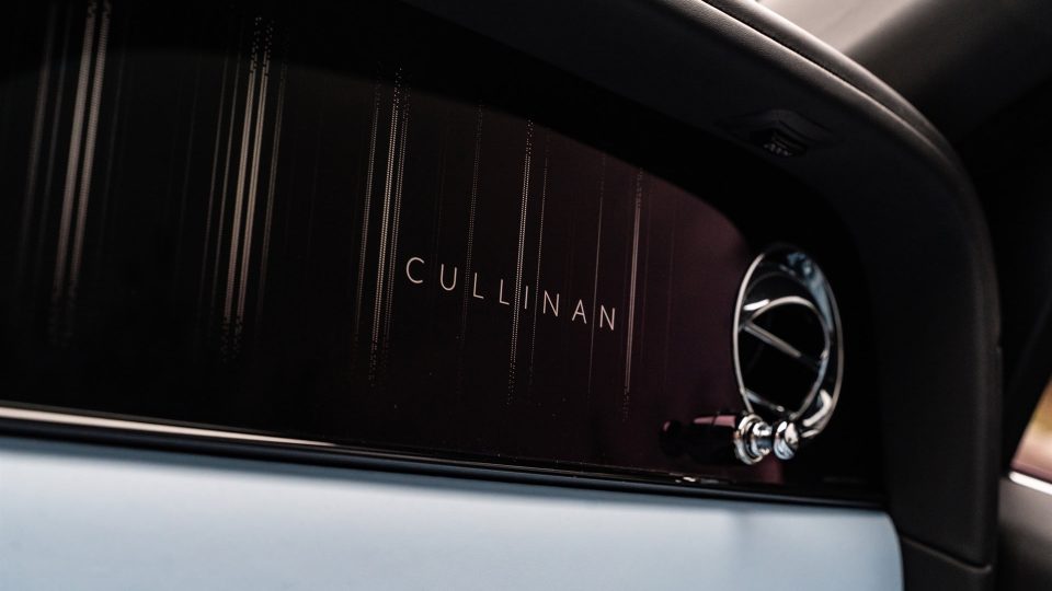 1016 Industries Cullinan Series II | Diamond Black | on Avant Garde SRX-04 | Gloss Black