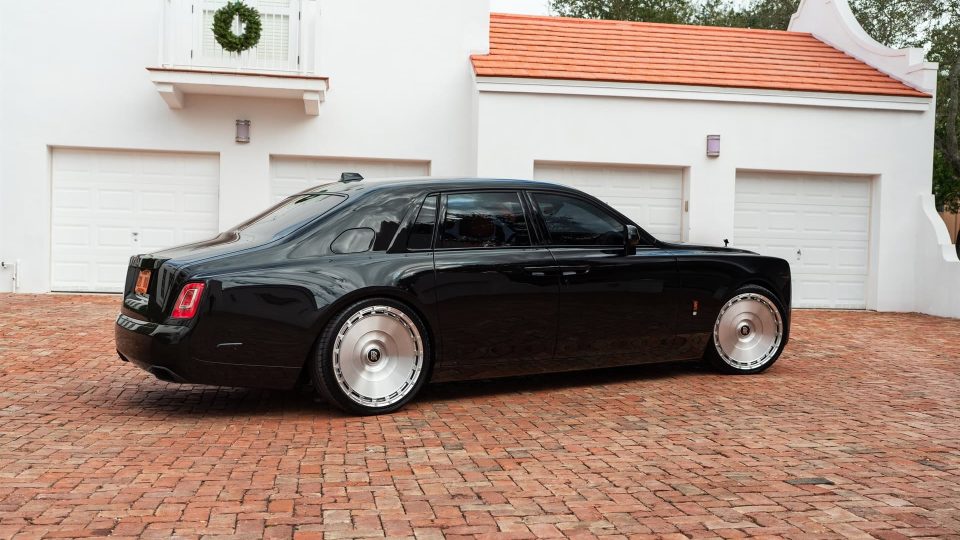 Rolls Royce Phantom | Diamond Black | on Novitec SP3 | Brushed Clear