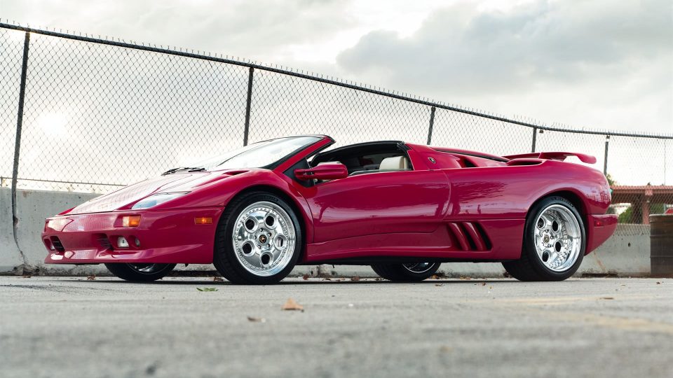 Lamborghini Diablo VT on 1886 Wheels