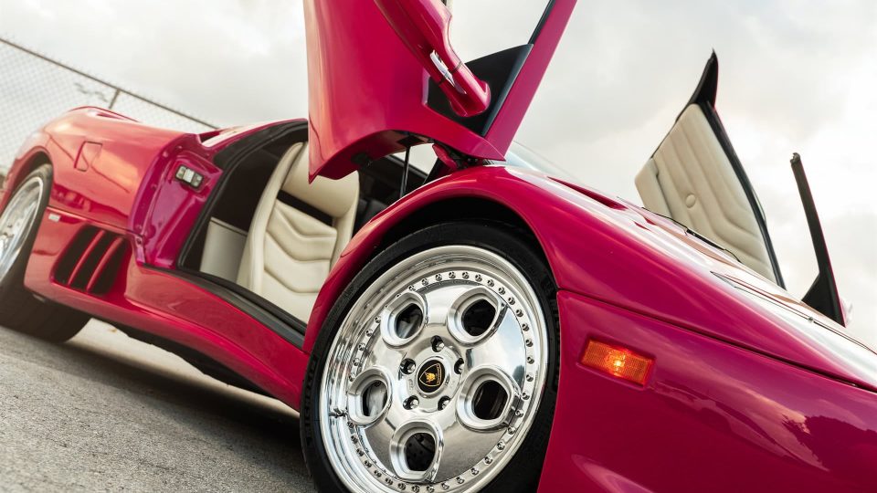 Lamborghini Diablo VT on 1886 Wheels