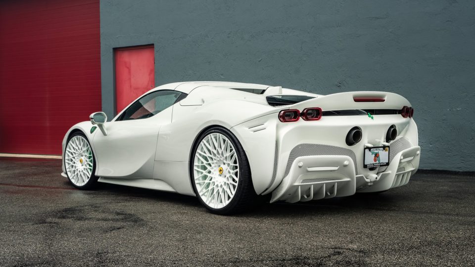 Ferrari SF90 | Bianco Avus | on 1886 S015 | Gloss White