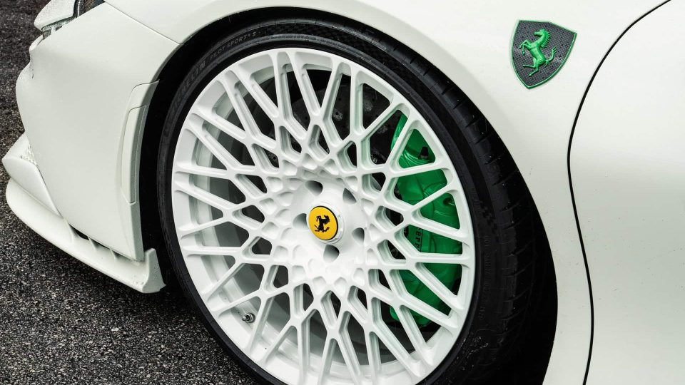 Ferrari SF90 | Bianco Avus | on 1886 S015 | Gloss White