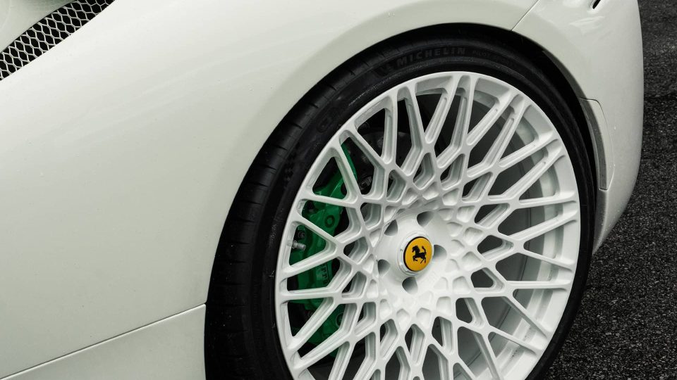 Ferrari SF90 | Bianco Avus | on 1886 S015 | Gloss White
