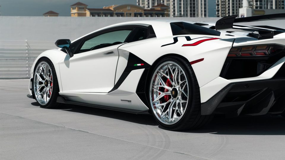 AL13 R80 | Lamborghini Aventador SVJ