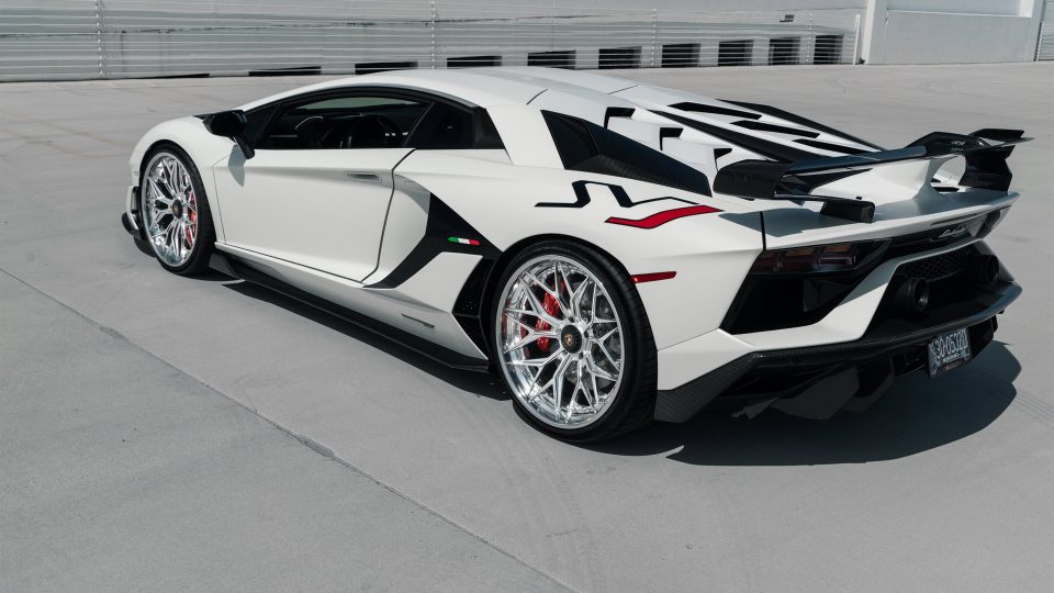 AL13 R80 | Lamborghini Aventador SVJ