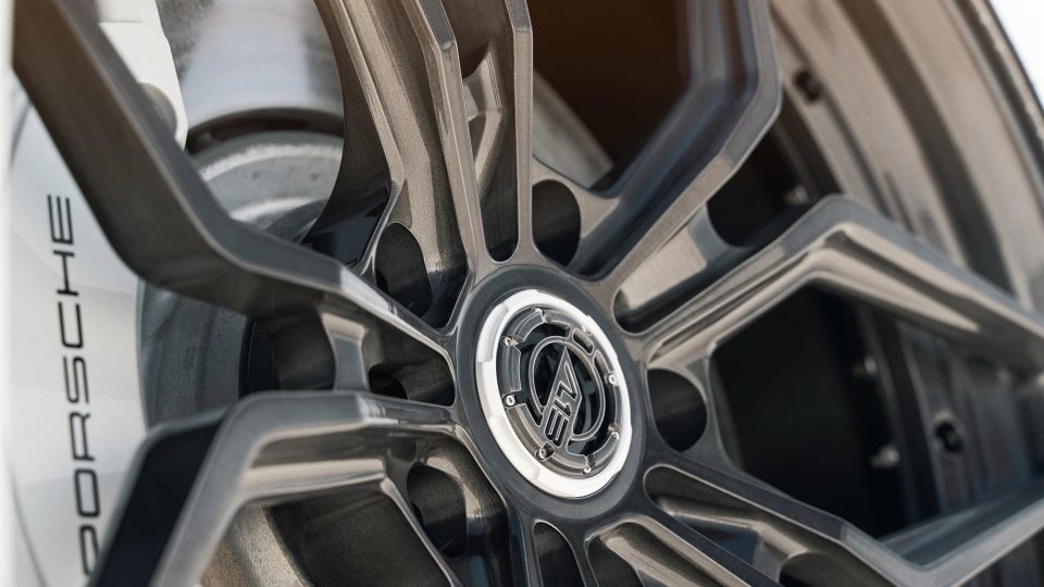 AL13 R70 Duoblock | Porsche Taycan 4S