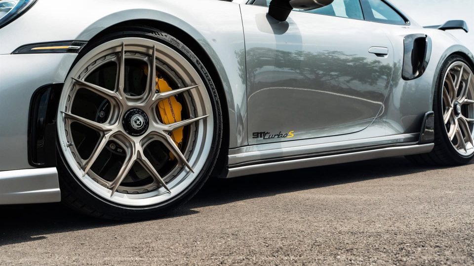 TECHART 992 Turbo S | GT Silver | on HRE S101SC | Satin White Gold
