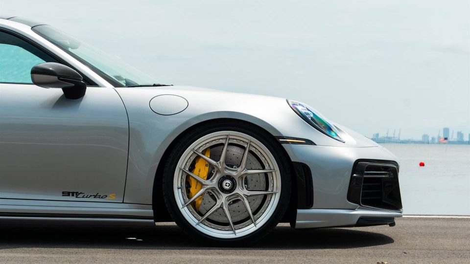 TECHART 992 Turbo S | GT Silver | on HRE S101SC | Satin White Gold