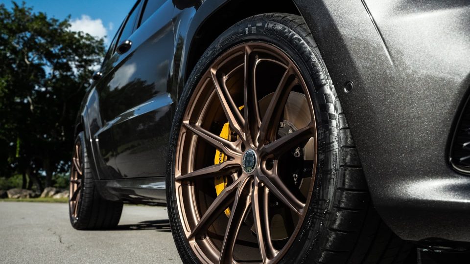 HRE P104SC | Jeep Grand Cherokee Trackhawk 2