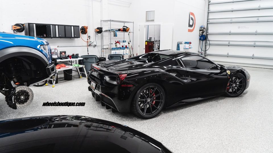 Ferrari 488 Spider | Nero | HRE P104SC | Satin Black