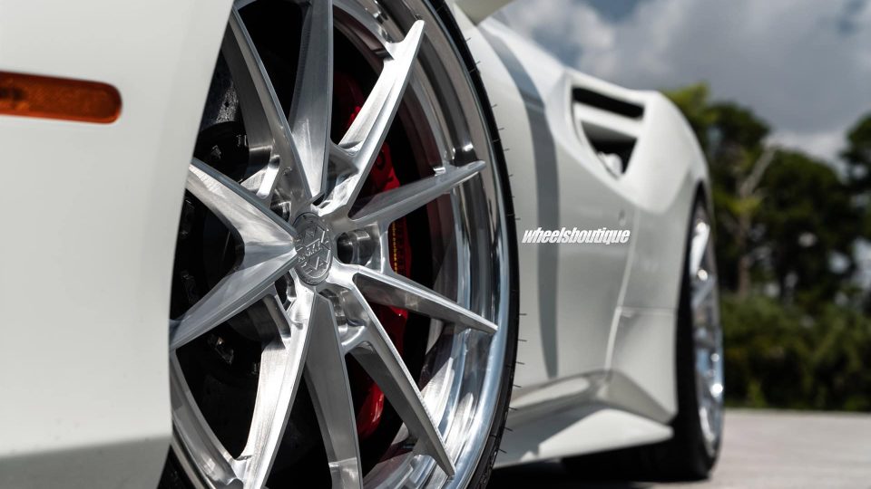 Ferrari 488 | Bianco Avus | on ANRKY AN38 | Brushed Clear